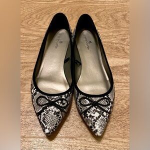 Worthington Black and Gray Flats with Snakeskin Design